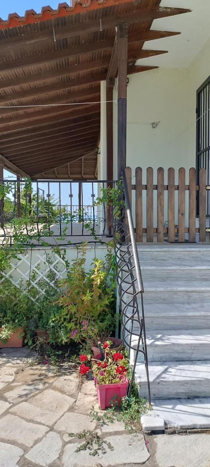 Peacock Villa Upper Epanomi Exterior photo